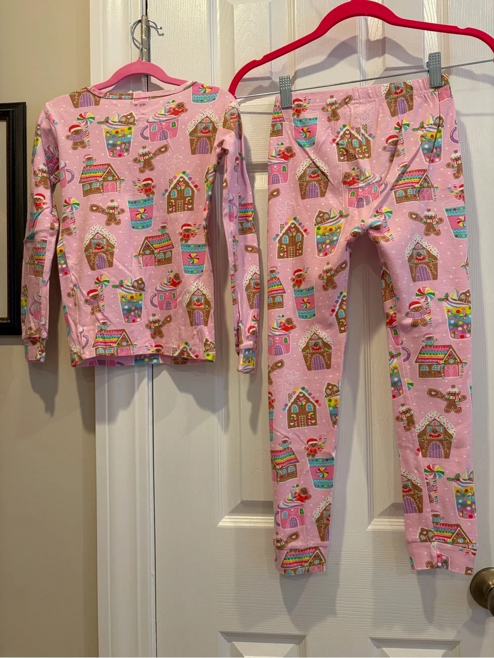 The Children’s Place Pink Gingerbread House Holiday Pajama Set 🍪🍭🏡🎄🎅🏻💖